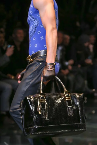 Look 79